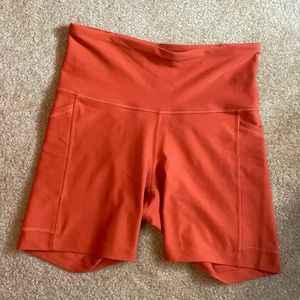 Old navy active powersoft bike short small orange